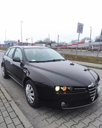 Alfa Romeo 159 cena 14900 przebieg: 200000, rok produkcji 2008 z Toruń małe 79